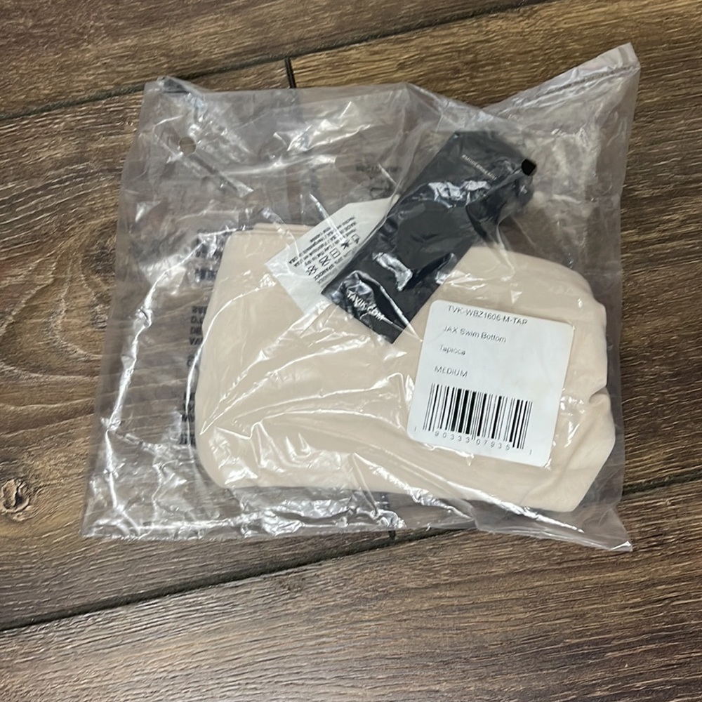 NWT Tavik Jax Tapioca Swim Bottom, Size M - Picture 3 of 3